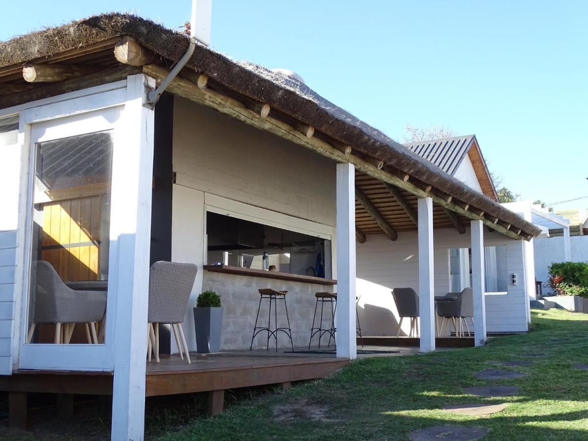 Kanaloah Lodge & Cabins Punta Del Diablo Kültér fotó